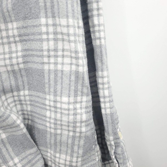 J Crew 100% Cotton Flannel Plaid Gray Button Down Shirt Large - Picture 6 of 12